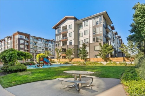 211-940 Reunion Ave, Langford, BC - Outdoor With Balcony With Facade