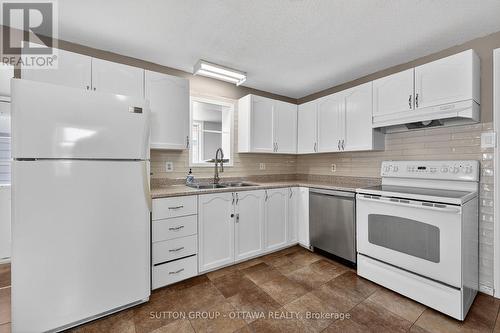532 St Jean Street, Clarence-Rockland, ON - Indoor Photo Showing Kitchen With Double Sink