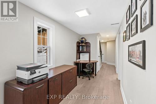 529 Winkworth Court, Newmarket, ON - Indoor Photo Showing Other Room