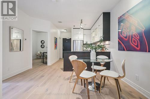 904 - 393 King Street W, Toronto, ON - Indoor Photo Showing Dining Room