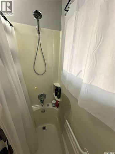 1019 8Th Street, Rosthern, SK - Indoor Photo Showing Bathroom