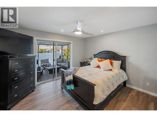 38 Bayview Crescent, Osoyoos, BC - Indoor Photo Showing Bedroom