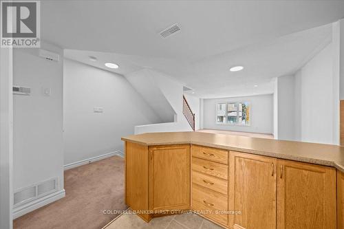 112 Paseo Private, Ottawa, ON - Indoor Photo Showing Other Room