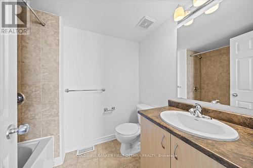 112 Paseo Private, Ottawa, ON - Indoor Photo Showing Bathroom