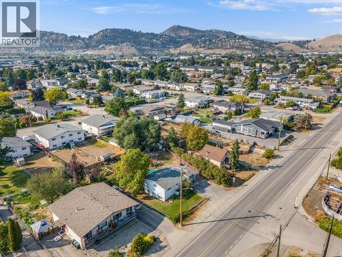 470 Gerstmar Road, Kelowna, BC - Outdoor With View