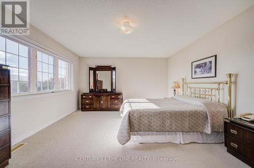 78 Ravine Edge Drive, Richmond Hill, ON - Indoor Photo Showing Bedroom