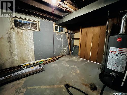 456 3Rd Avenue Ne, Swift Current, SK - Indoor Photo Showing Basement