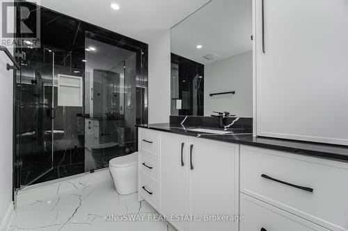 1008 Ceremonial Drive, Mississauga, ON - Indoor Photo Showing Bathroom