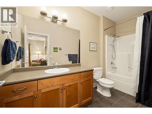 5342 Trickle Creek Drive, Kelowna, BC - Indoor Photo Showing Bathroom