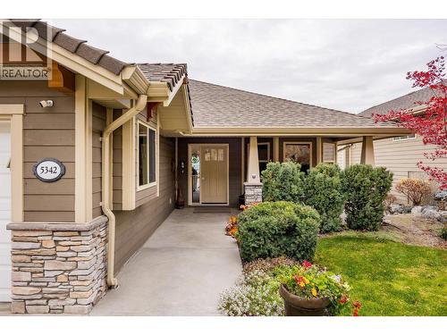 5342 Trickle Creek Drive, Kelowna, BC - Outdoor With Deck Patio Veranda