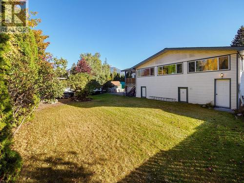 515 7Th Street, Golden, BC - Outdoor