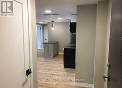 218 - 70 KING STREET E  Oshawa, ON L1H 1B5