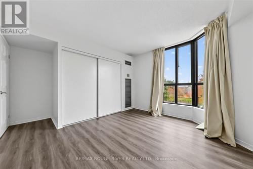 309 - 8 Silver Bell Grove, Toronto, ON - Indoor Photo Showing Other Room