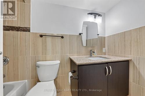 309 - 8 Silver Bell Grove, Toronto, ON - Indoor Photo Showing Bathroom