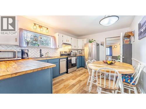 241 21St  S Avenue, Creston, BC - Indoor