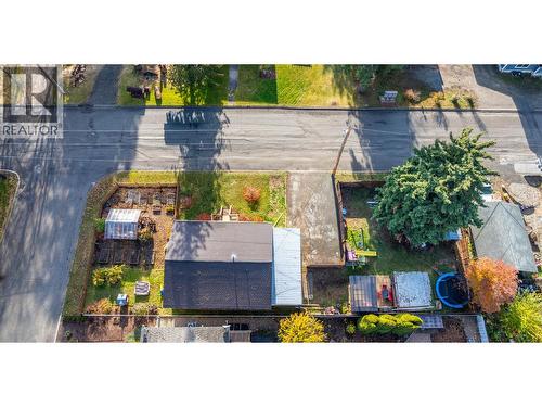 241 21St  S Avenue, Creston, BC - Outdoor