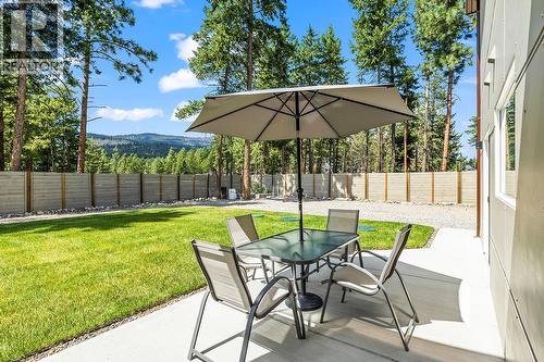 7141 Dunwaters Road, Kelowna, BC - Outdoor