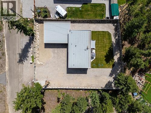 7141 Dunwaters Road, Kelowna, BC - Outdoor