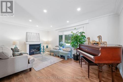 17 Toll Road, East Gwillimbury, ON - Indoor Photo Showing Living Room With Fireplace