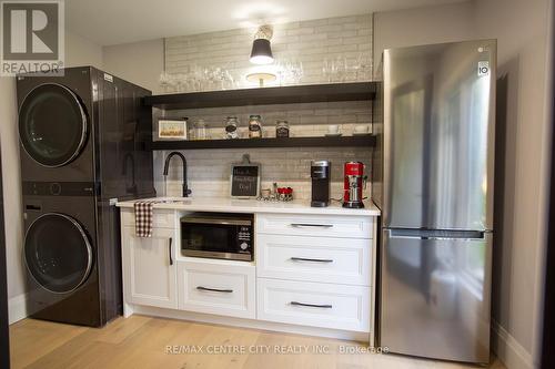 41 Milford Crescent, London North (North G), ON - Indoor Photo Showing Laundry Room