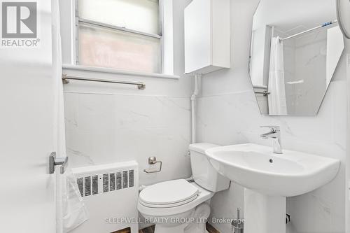 280 Laurier Avenue E, Ottawa, ON - Indoor Photo Showing Bathroom