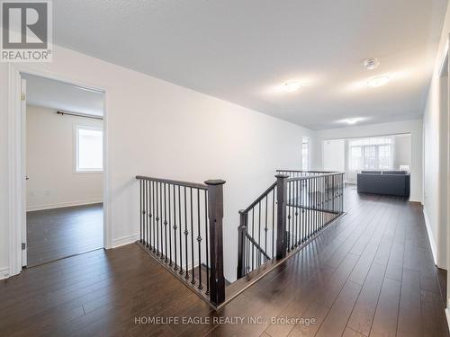 27 Scarlet Way, Bradford West Gwillimbury, ON - Indoor Photo Showing Other Room
