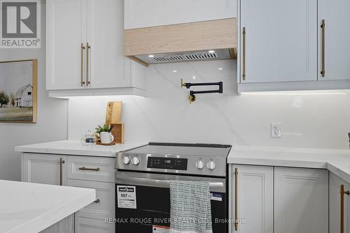 353 John Street, Cobourg, ON - Indoor Photo Showing Kitchen