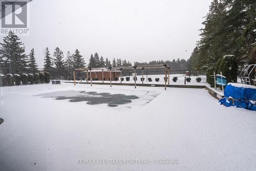 208 - 2 Heritage Way, Kawartha Lakes, ON - Outdoor