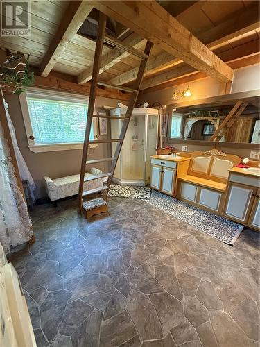 622 Pineflat, Westree, ON 