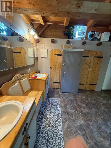 622 Pineflat, Westree, ON 