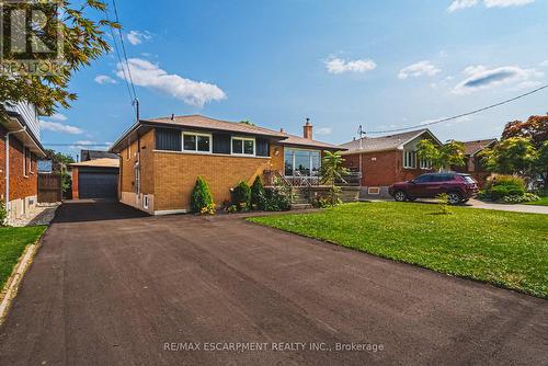 131 Welbourn Drive, Hamilton, ON - Outdoor