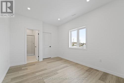 175 Margaret Avenue, Hamilton, ON - Indoor Photo Showing Other Room