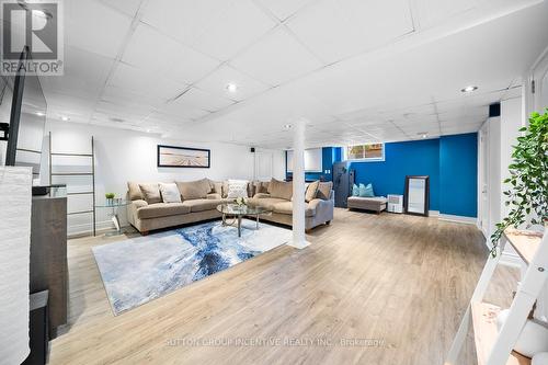 2035 Craig Road, Innisfil, ON - Indoor