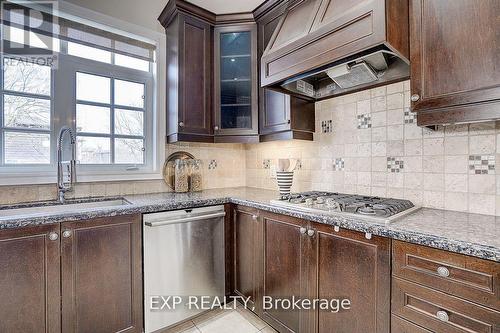 116 Dunlop Street, Richmond Hill, ON - Indoor Photo Showing Kitchen With Double Sink With Upgraded Kitchen