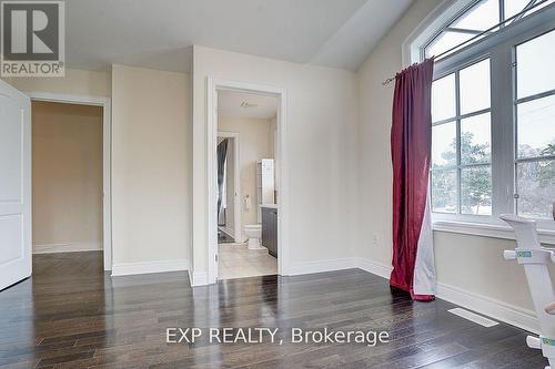 116 Dunlop Street, Richmond Hill, ON - Indoor Photo Showing Other Room