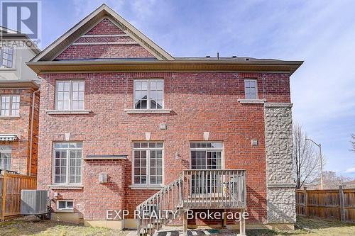 116 Dunlop Street, Richmond Hill, ON - Outdoor