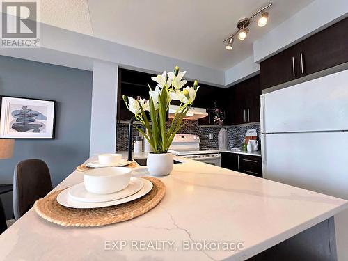 723 - 120 Dallimore Circle, Toronto, ON - Indoor Photo Showing Dining Room