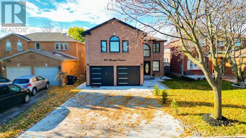 1612 MOONGATE CRESCENT E  Mississauga, ON L5M 4T1