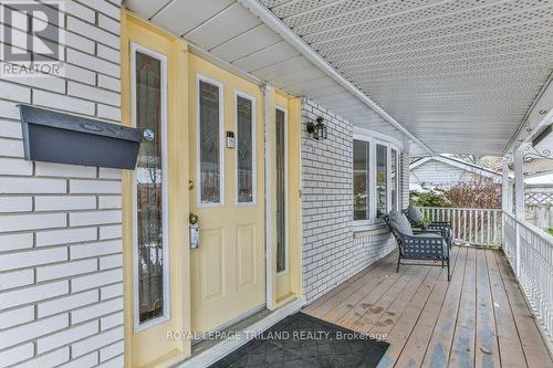 960 Osgoode Drive, London South (South Y), ON - Outdoor With Deck Patio Veranda With Exterior
