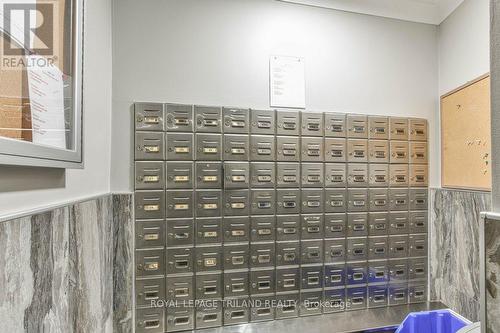 505 - 500 Talbot Street, London East (East F), ON - Indoor Photo Showing Other Room