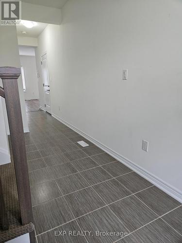 180 Sunflower Place, Welland, ON - Indoor Photo Showing Other Room