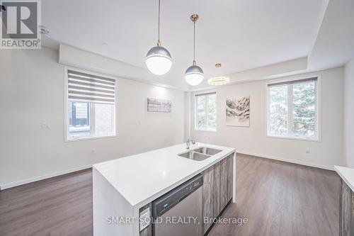 13 Armillo Place, Markham, ON - Indoor Photo Showing Kitchen With Double Sink