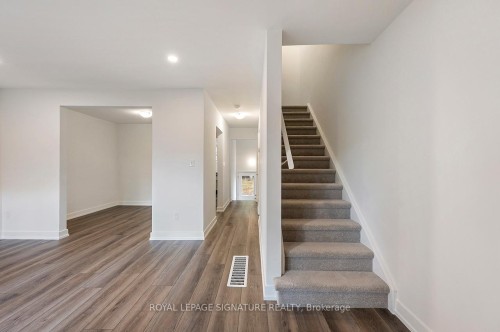 65 Woodman Drive N, Hamilton, ON - Indoor Photo Showing Other Room