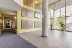 Reception area - 