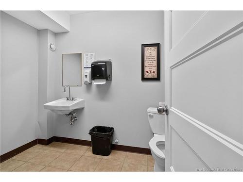 400-408 Mountain Rd, Moncton, NB 