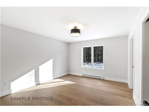 94 Adrienne Crt, Dieppe, NB 