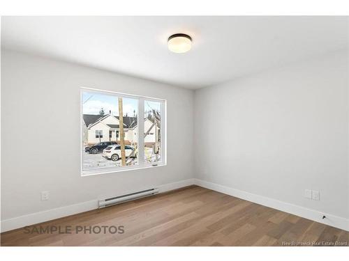 94 Adrienne Crt, Dieppe, NB 