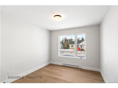 94 Adrienne Crt, Dieppe, NB 