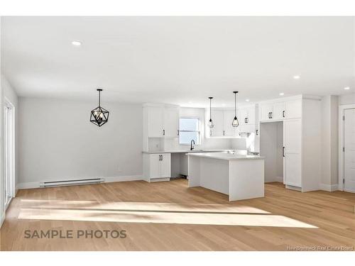 94 Adrienne Crt, Dieppe, NB 