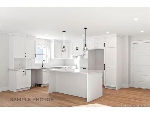 94 Adrienne Crt, Dieppe, NB 